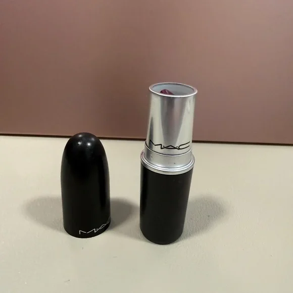 Mac Rebel Lipstick-Deep Berry Color - Picture 4 of 5